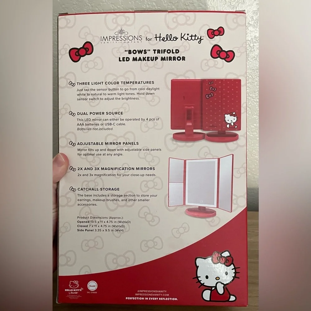 NEW Impressions Vanity Hello Kitty Bows trifold LED makeup mirror